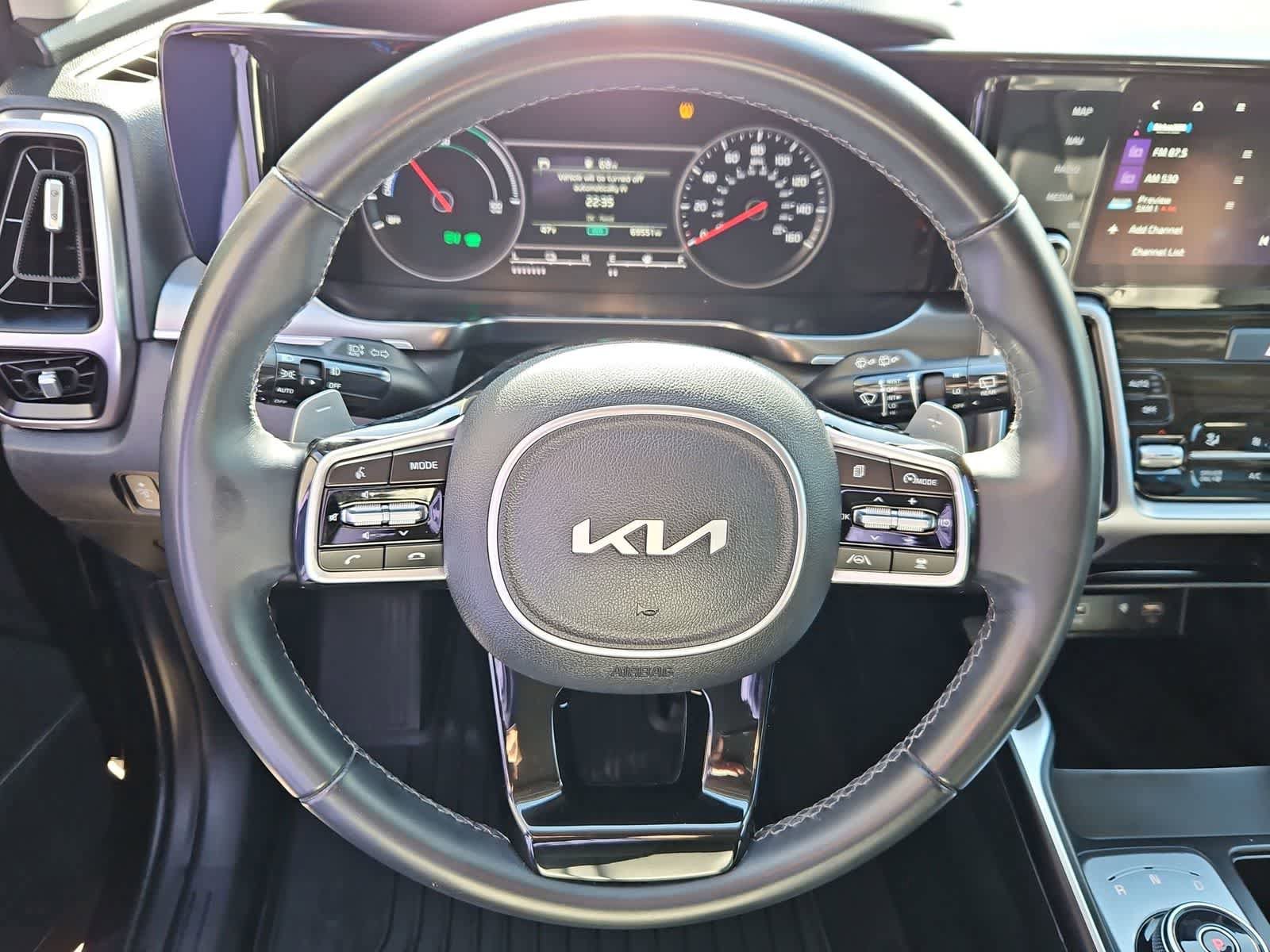 Used 2022 Kia Sorento EX w/ Panoramic Sunroof Package AWD/4WD image 23