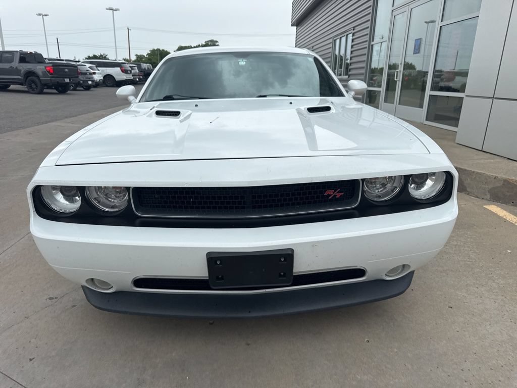 Used 2012 Dodge Challenger R/T RWD image 3