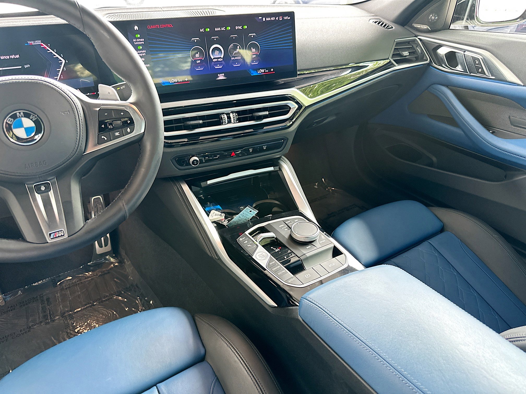 Certified 2024 BMW M440i Convertible RWD image 24