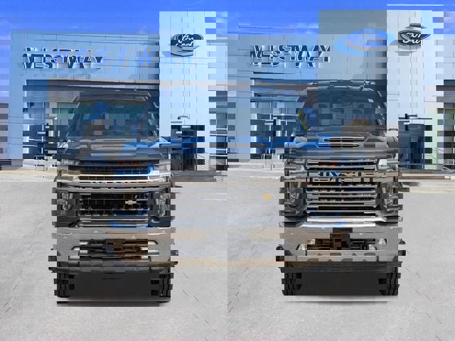 Used 2020 Chevrolet Silverado 3500 LTZ w/ Technology Package image 7