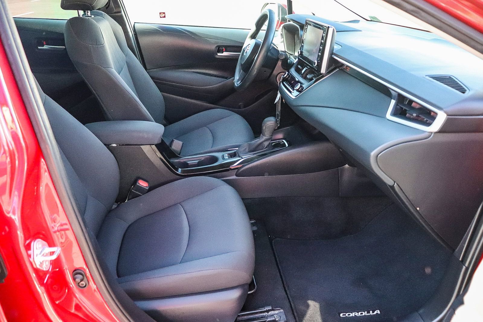 Certified 2020 Toyota Corolla LE image 21