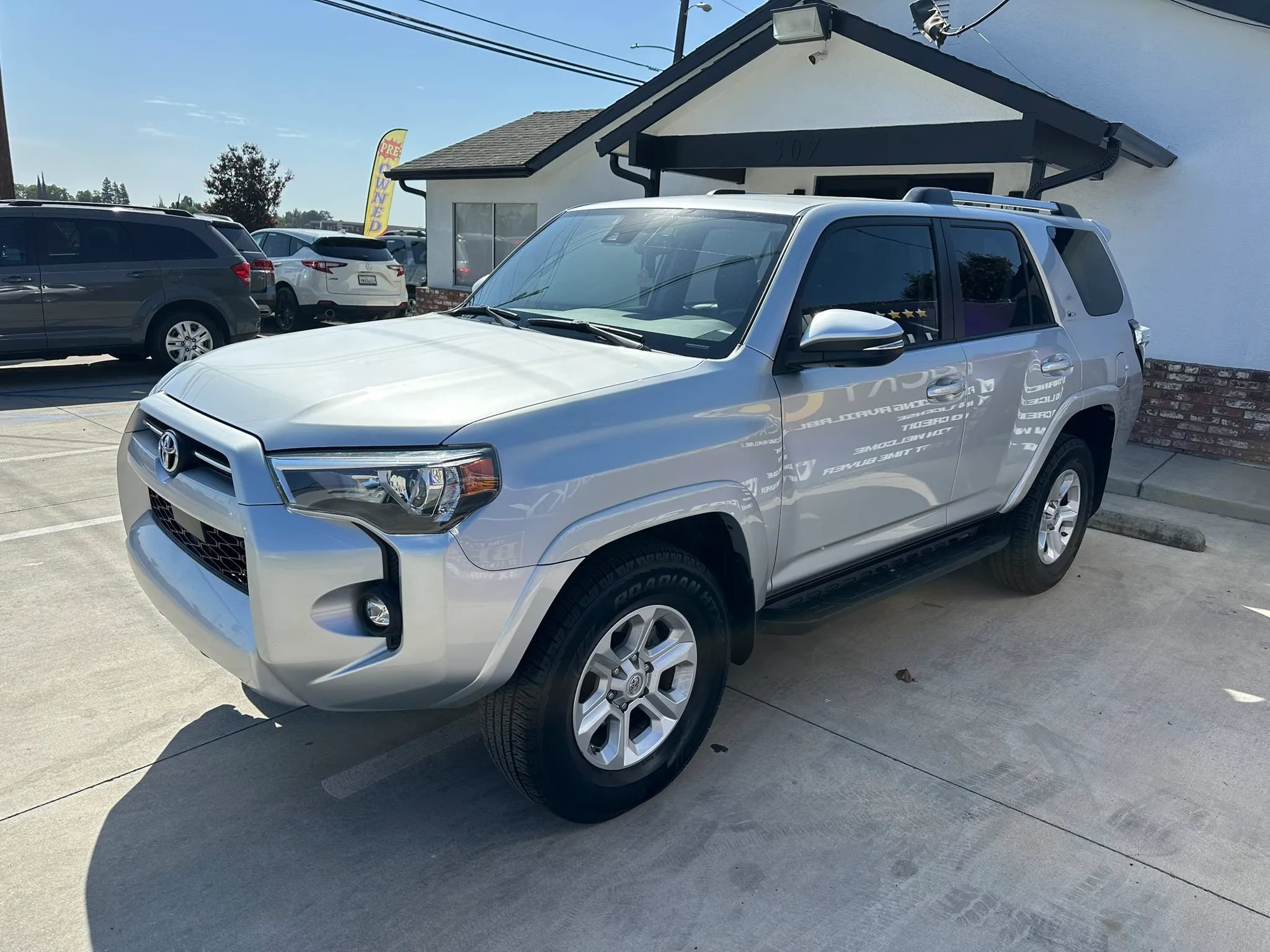 Used 2021 Toyota 4Runner SR5 Premium AWD/4WD image 13