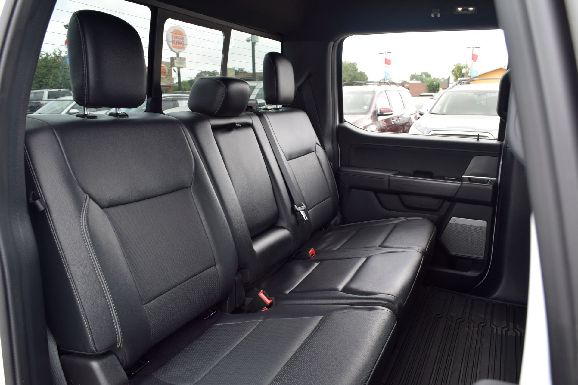 Used 2024 Ford F150 Lariat w/ FX4 Off-Road Package AWD/4WD image 22