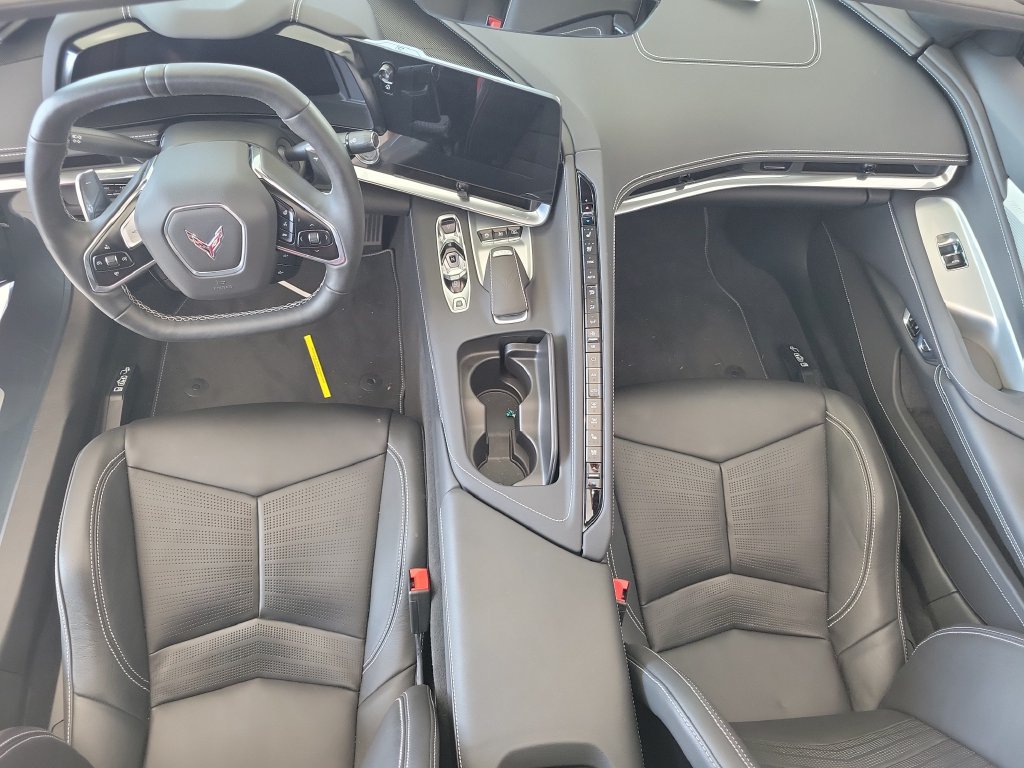 Used 2020 Chevrolet Corvette Stingray Preferred Cpe w/ 2LT Preferred Equipment Group RWD image 9