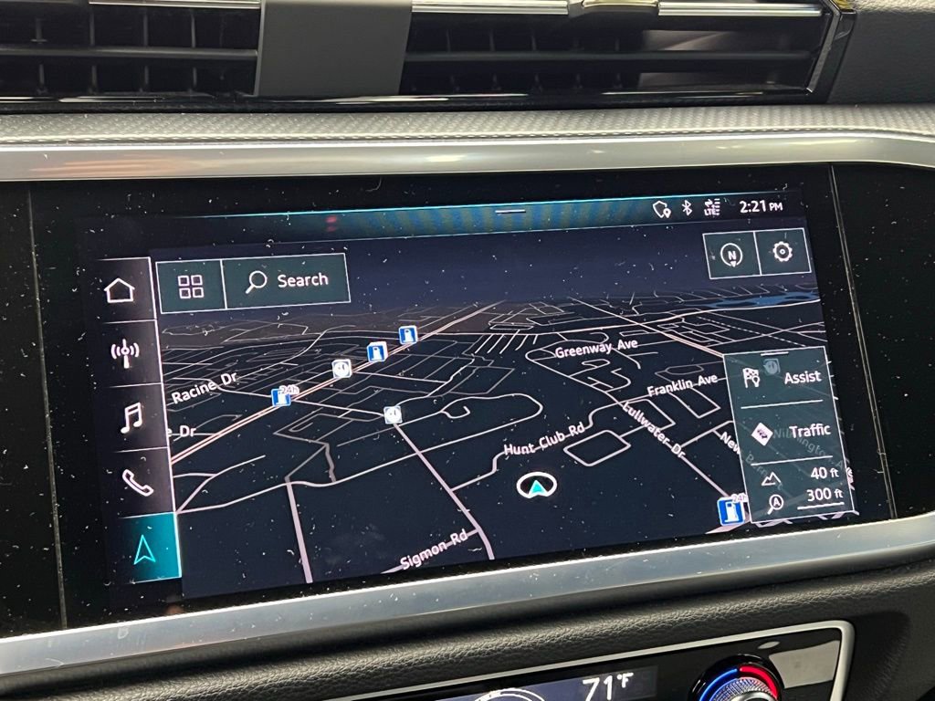 Used 2020 Audi Q3 2.0T Premium Plus w/ Premium Plus Package image 12