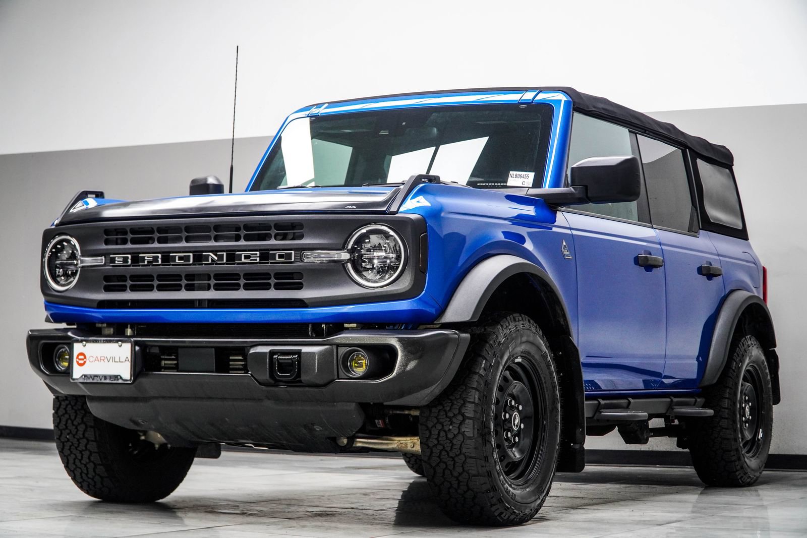 Used 2022 Ford Bronco Black Diamond image 8