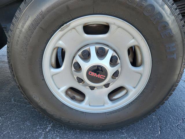 Used 2022 GMC Sierra 2500 Pro w/ Convenience Package image 6