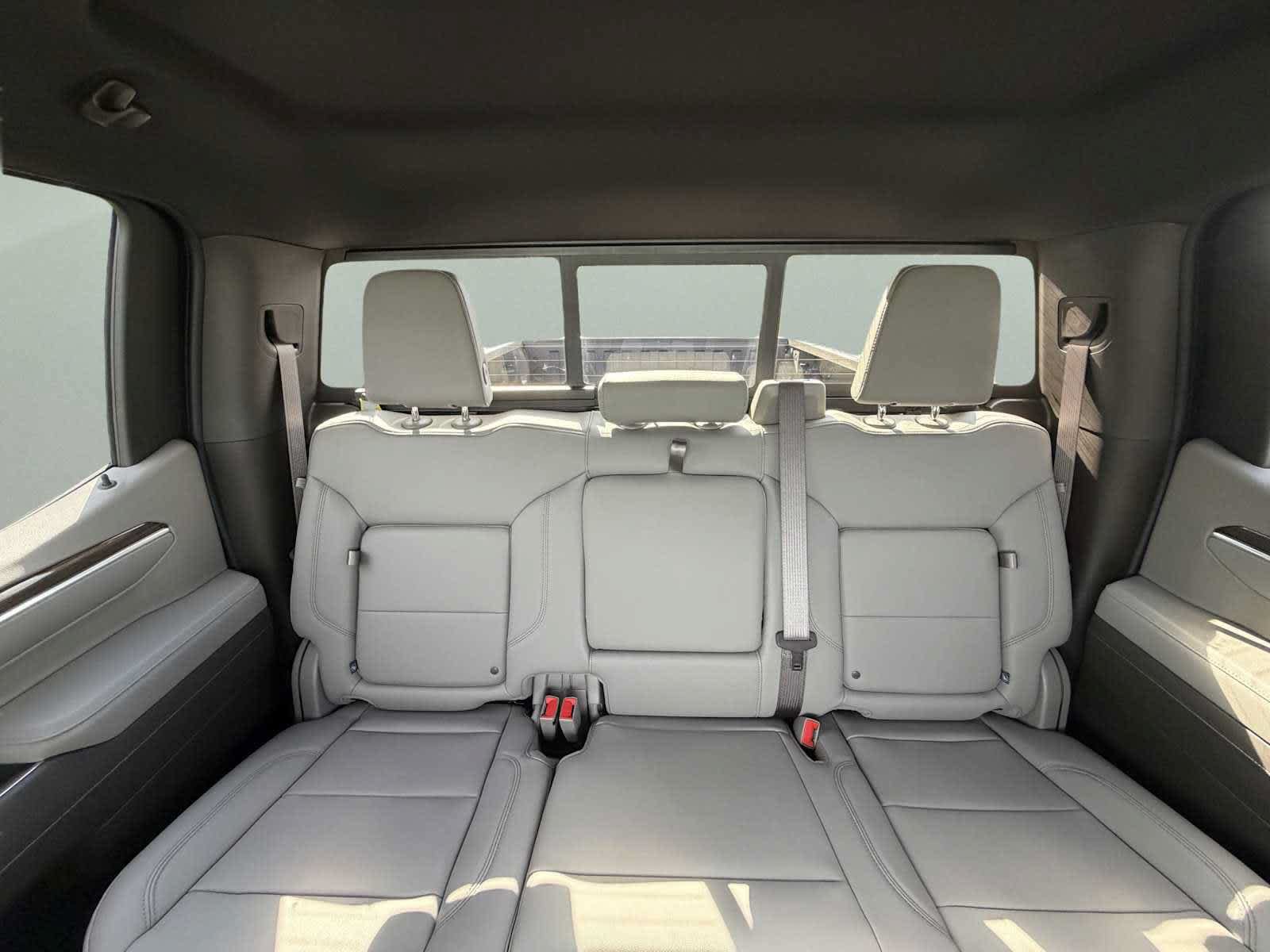 New 2026 Chevrolet Silverado 1500 LT w/ Leather Package AWD/4WD image 15
