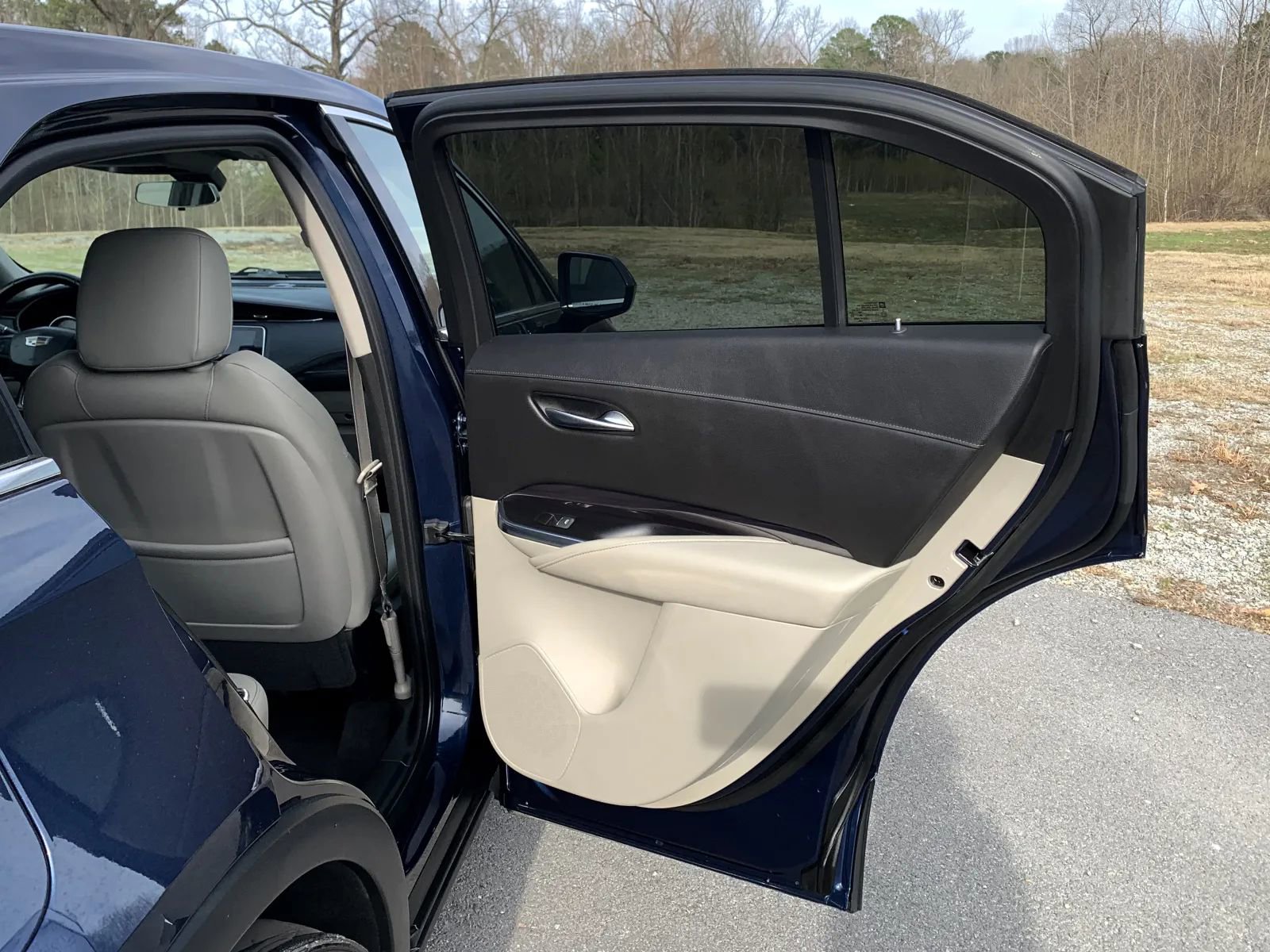 Used 2019 Cadillac XT4 Luxury image 28