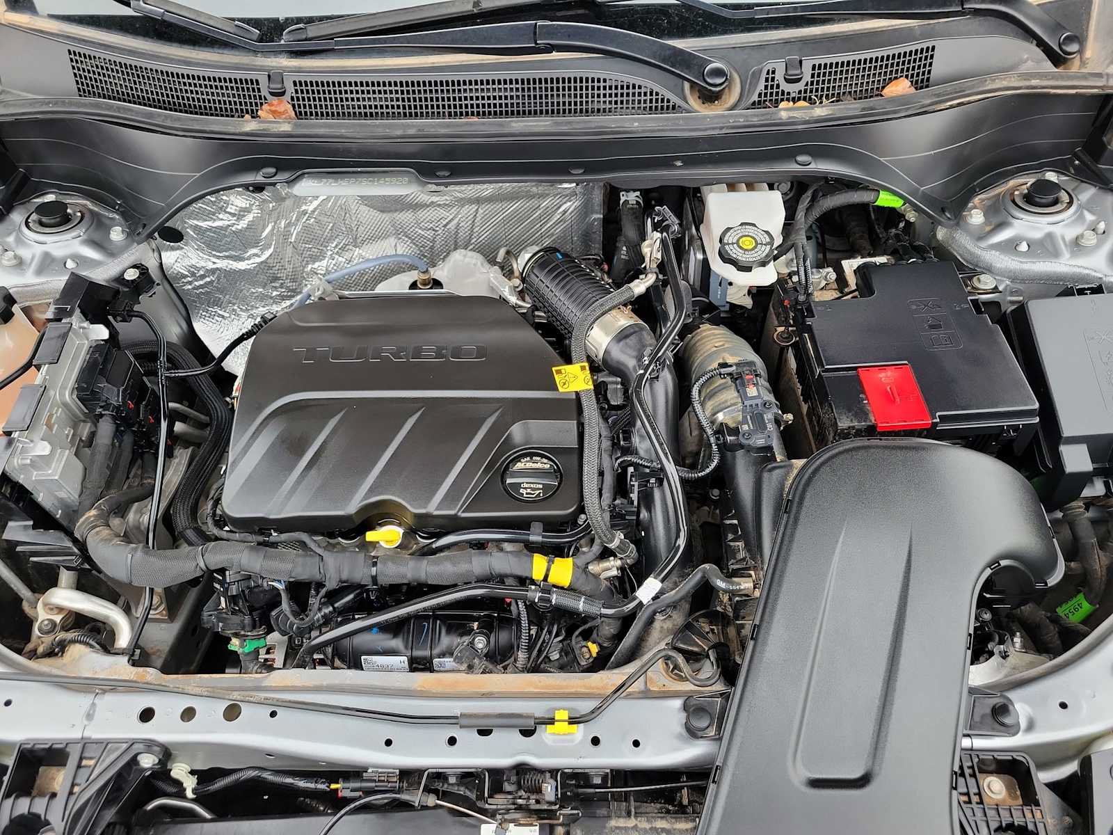 Used 2025 Chevrolet Trax LT FWD image 13