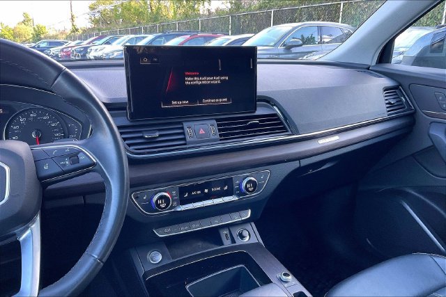Certified 2023 Audi Q5 2.0T Premium w/ Convenience Package AWD/4WD image 6
