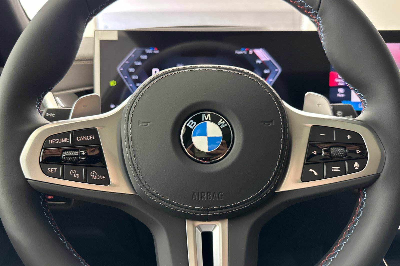 New 2026 BMW X7 M60i w/ Executive Package image 15