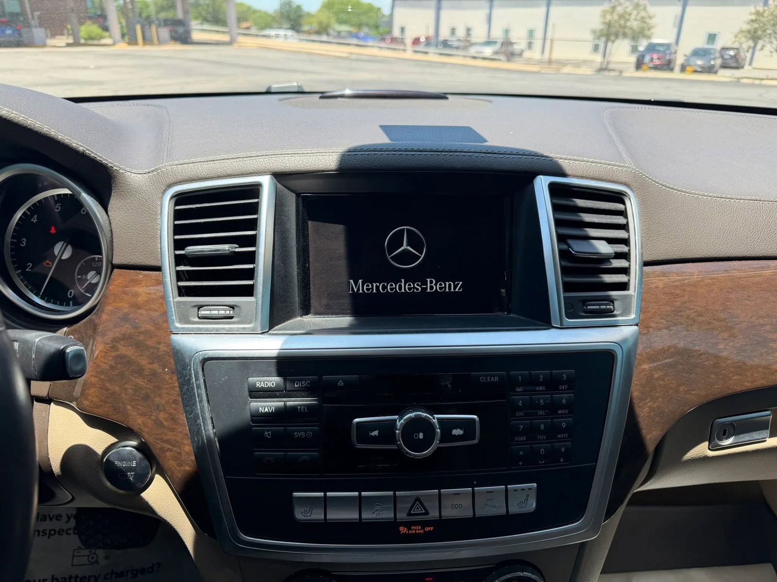 Used 2016 Mercedes-Benz GL 450 4MATIC image 3