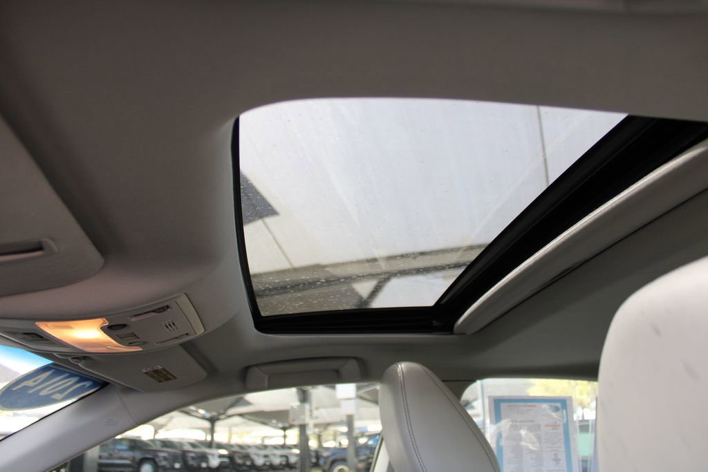 Used 2014 Lexus ES 350 w/ Luxury Package image 5