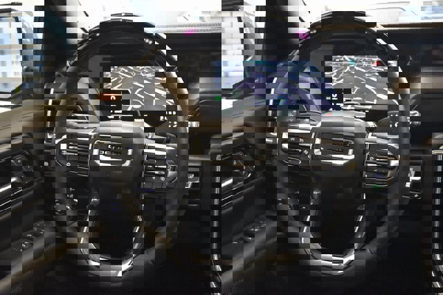 Used 2025 GMC Yukon Denali w/ Denali Reserve Package image 26