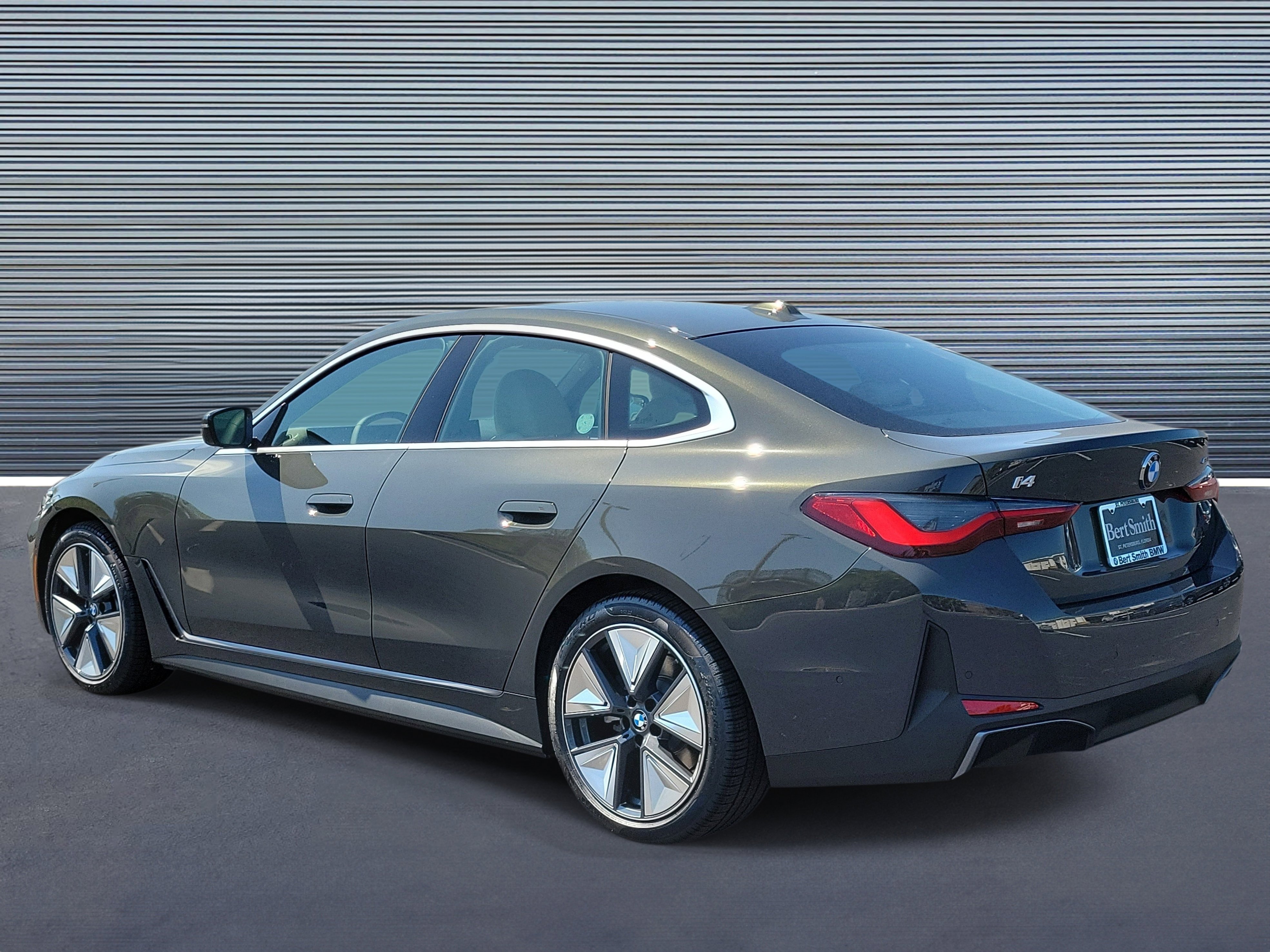 New 2026 BMW i4 eDrive40 w/ Premium Package RWD image 4