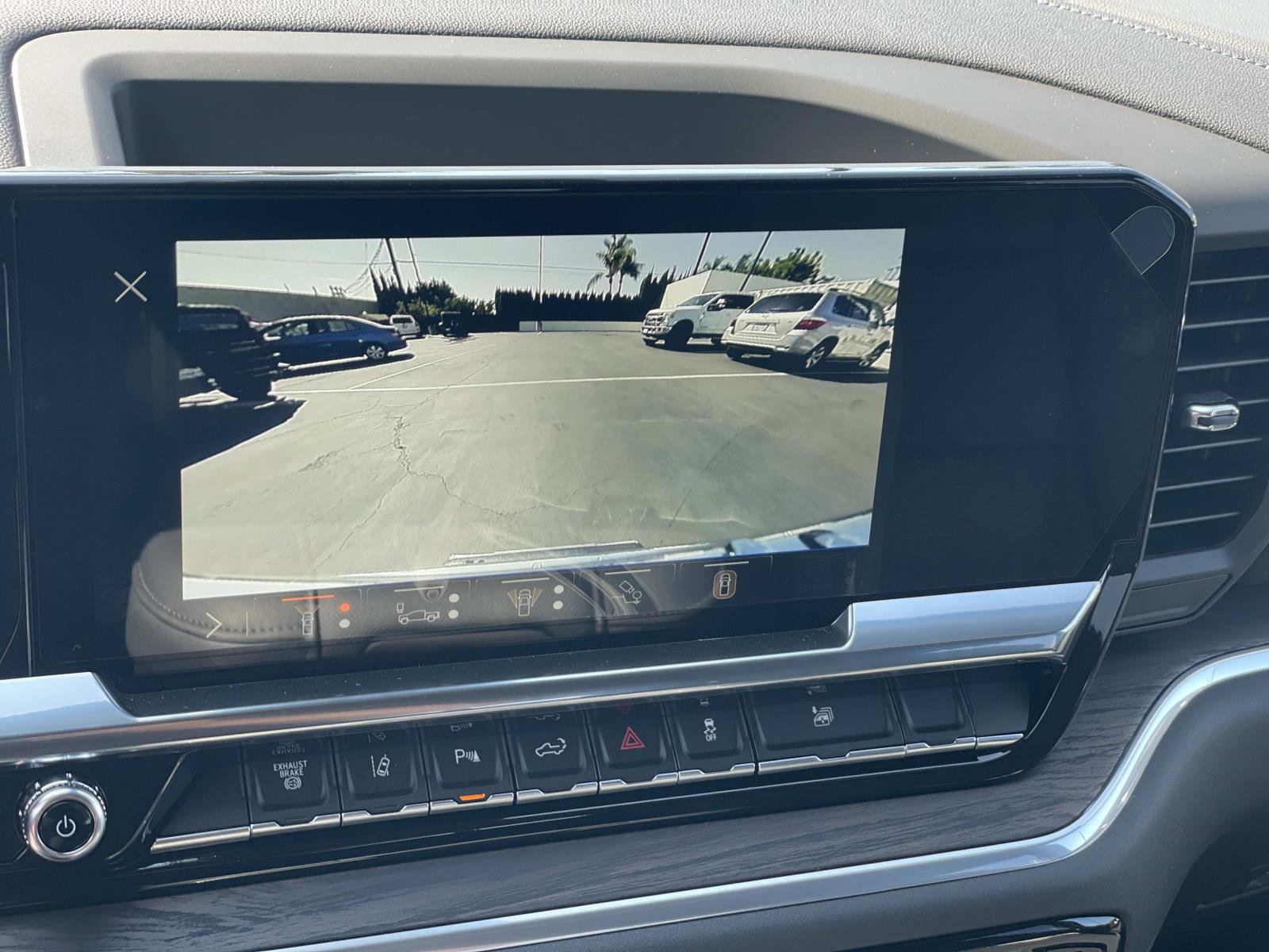 New 2026 GMC Sierra 2500 SLT w/ SLT Premium Package image 14