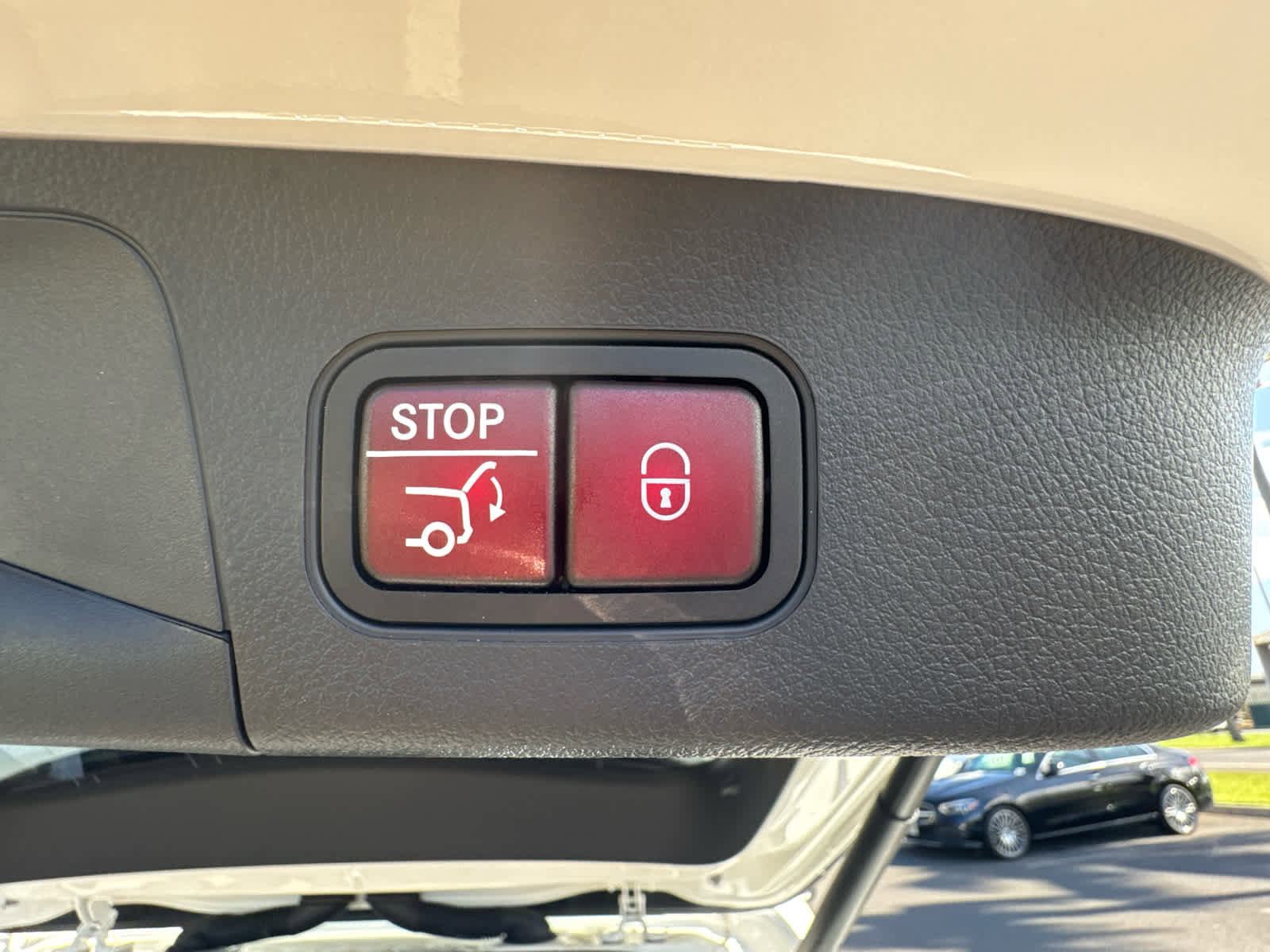 Used 2025 Mercedes-Benz GLA 250 4MATIC image 7