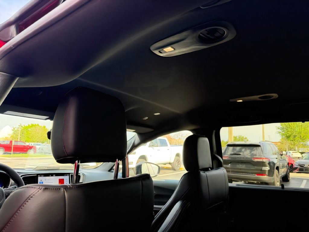 New 2026 Chrysler Voyager LX FWD image 24