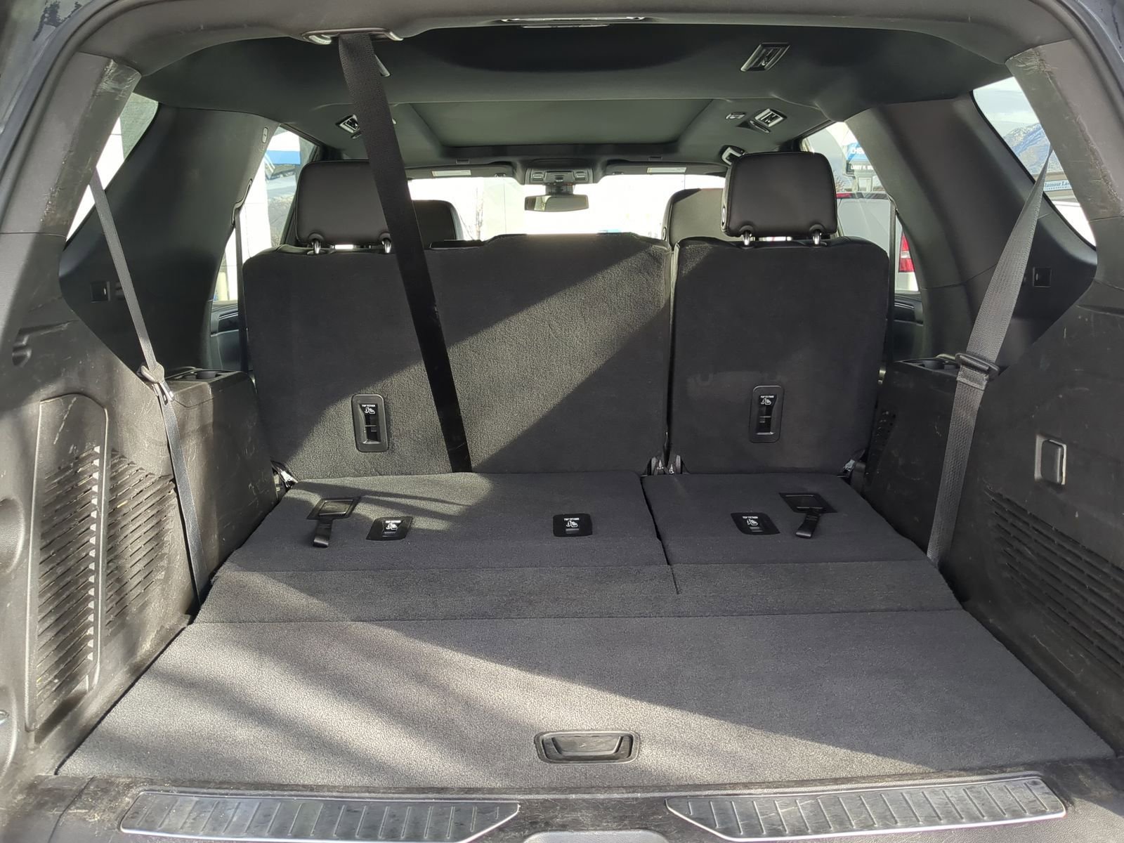 Used 2021 Chevrolet Tahoe Z71 image 24