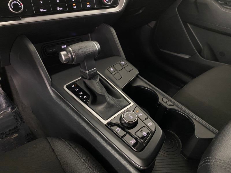 Used 2024 Kia Sportage LX image 41