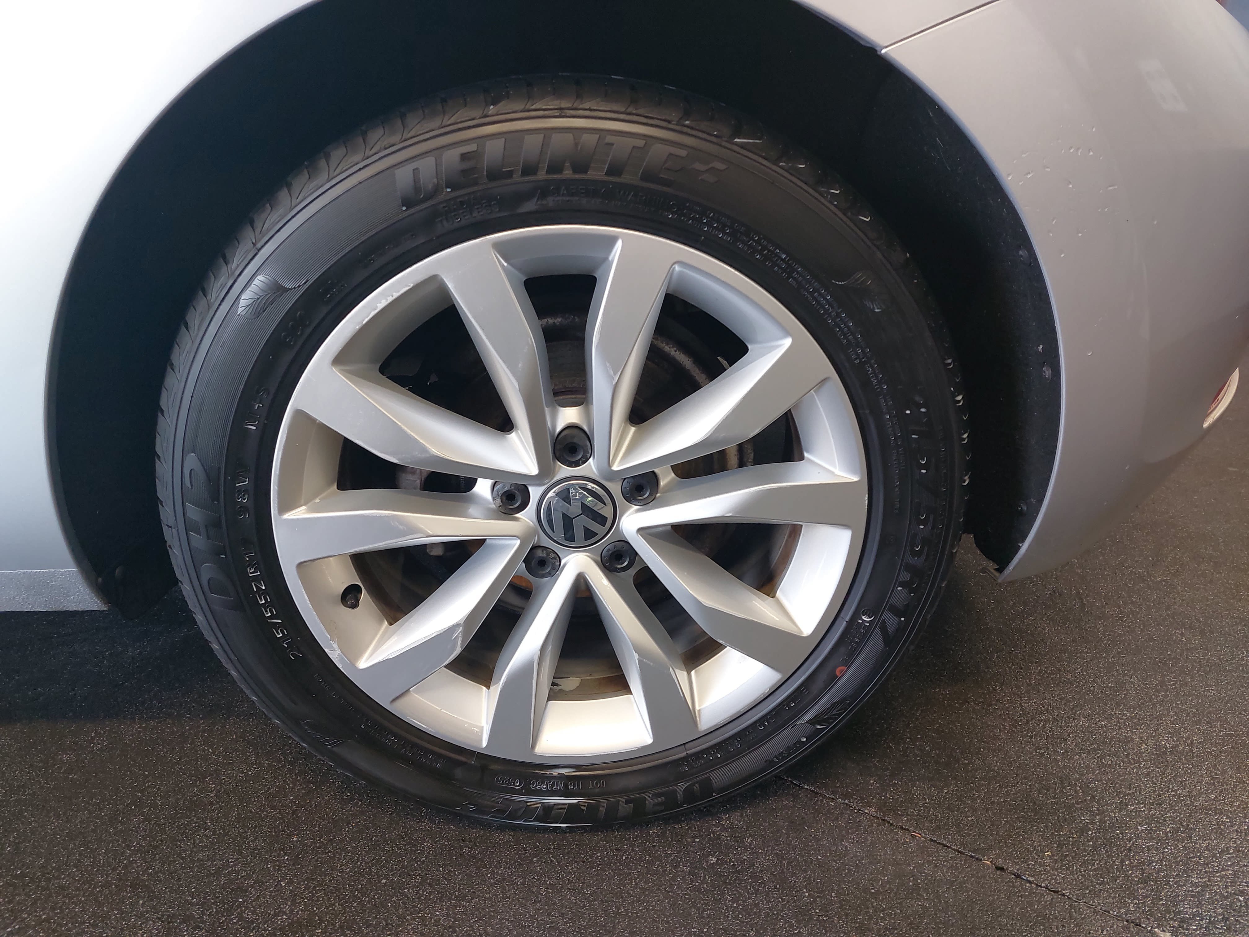 Used 2013 Volkswagen Beetle TDI FWD image 32