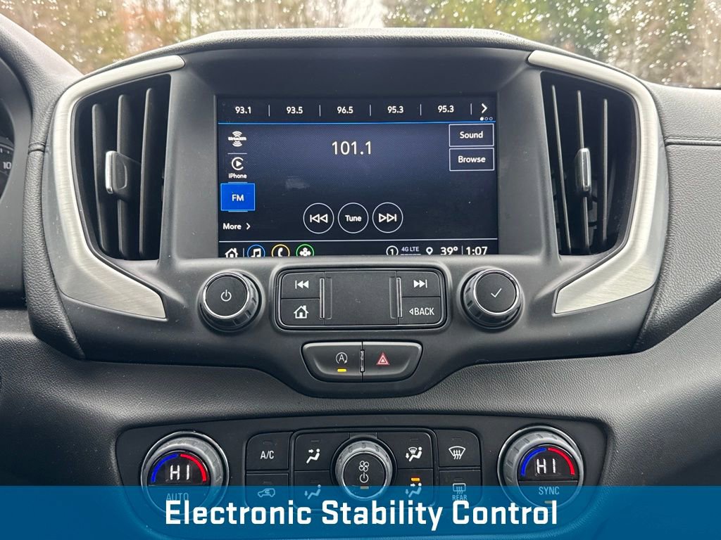 Used 2024 GMC Terrain SLT image 20