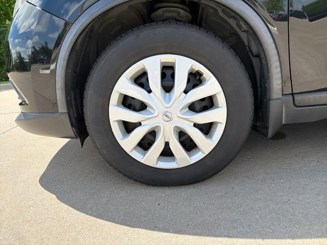Used 2016 Nissan Rogue S FWD image 9