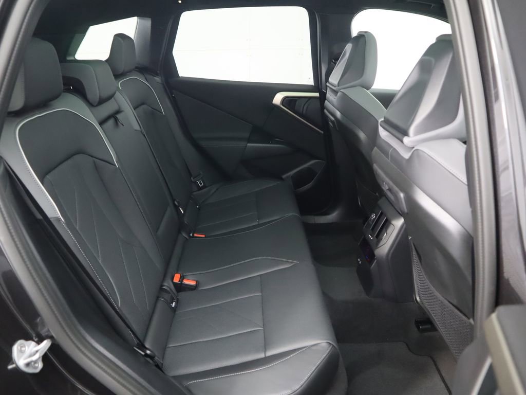 Certified 2025 BMW X3 xDrive30i w/ Premium Package AWD/4WD image 23