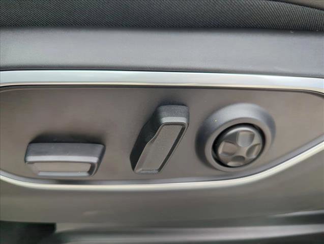 New 2026 Jeep Grand Wagoneer Limited AWD/4WD image 17