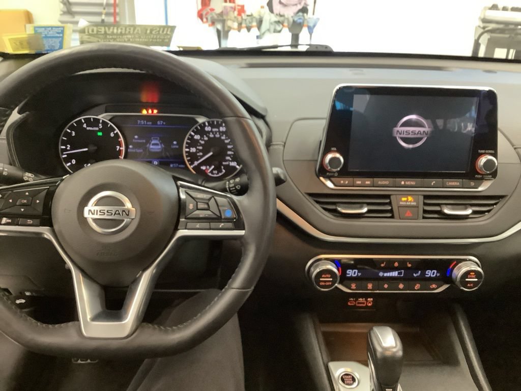 Used 2019 Nissan Altima 2.5 SV AWD/4WD image 6