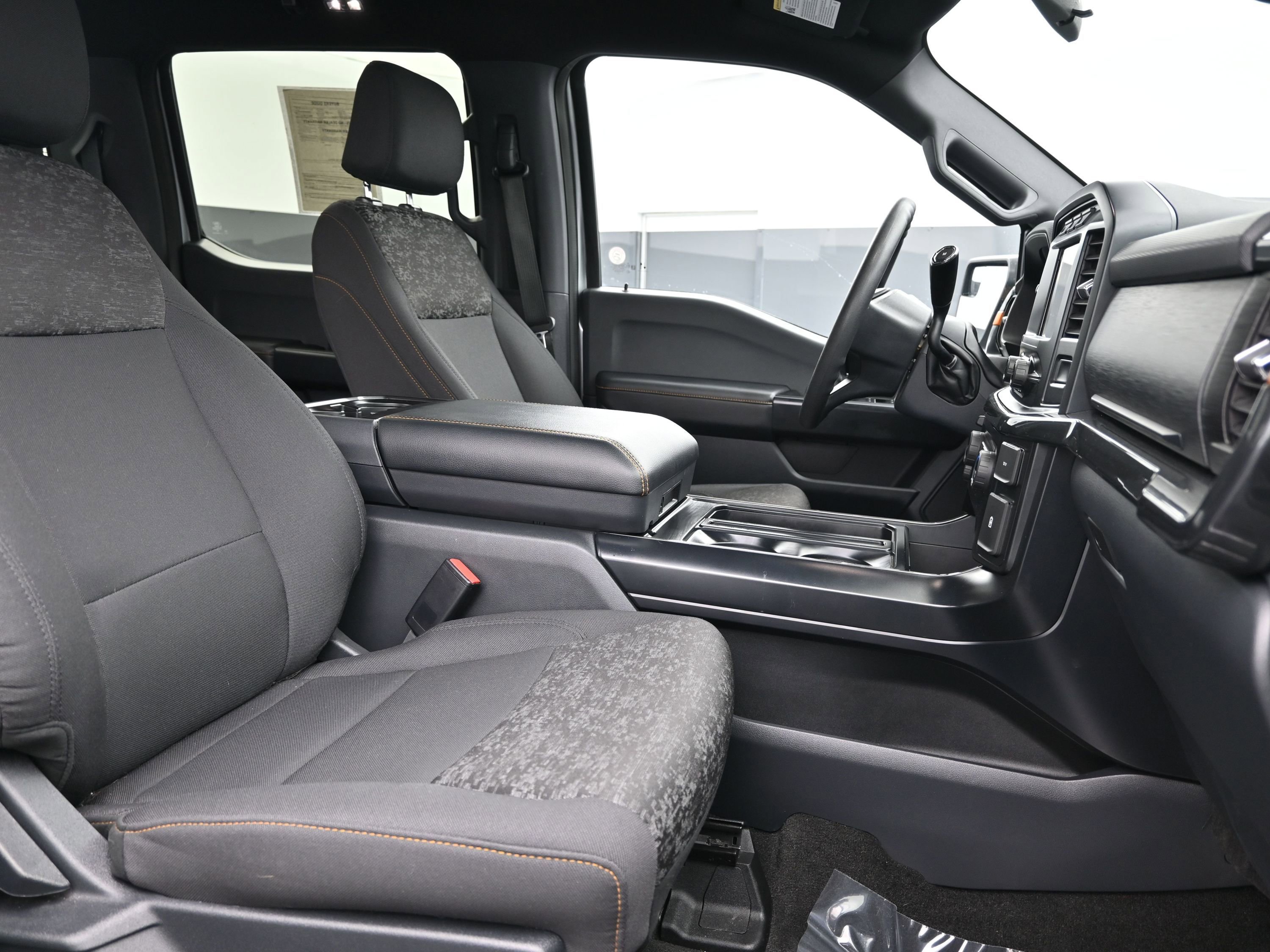 Used 2022 Ford F150 Tremor w/ Trailer Tow Package image 27