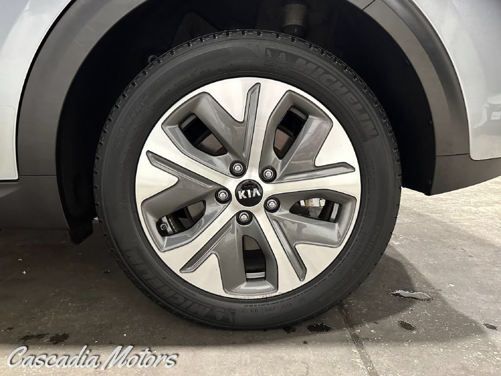 Used 2019 Kia Niro EX Premium w/ Cold Weather Package 1.0 FWD image 32
