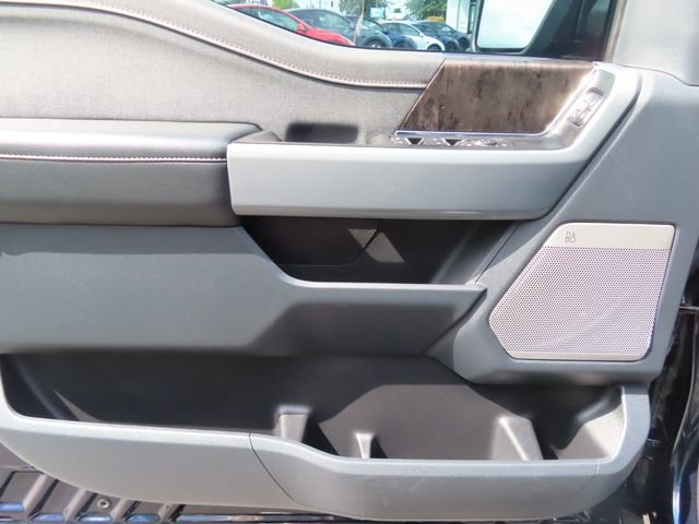 Used 2022 Ford F150 Lightning Lariat AWD/4WD image 9