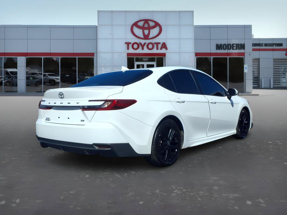 Certified 2025 Toyota Camry SE FWD image 5