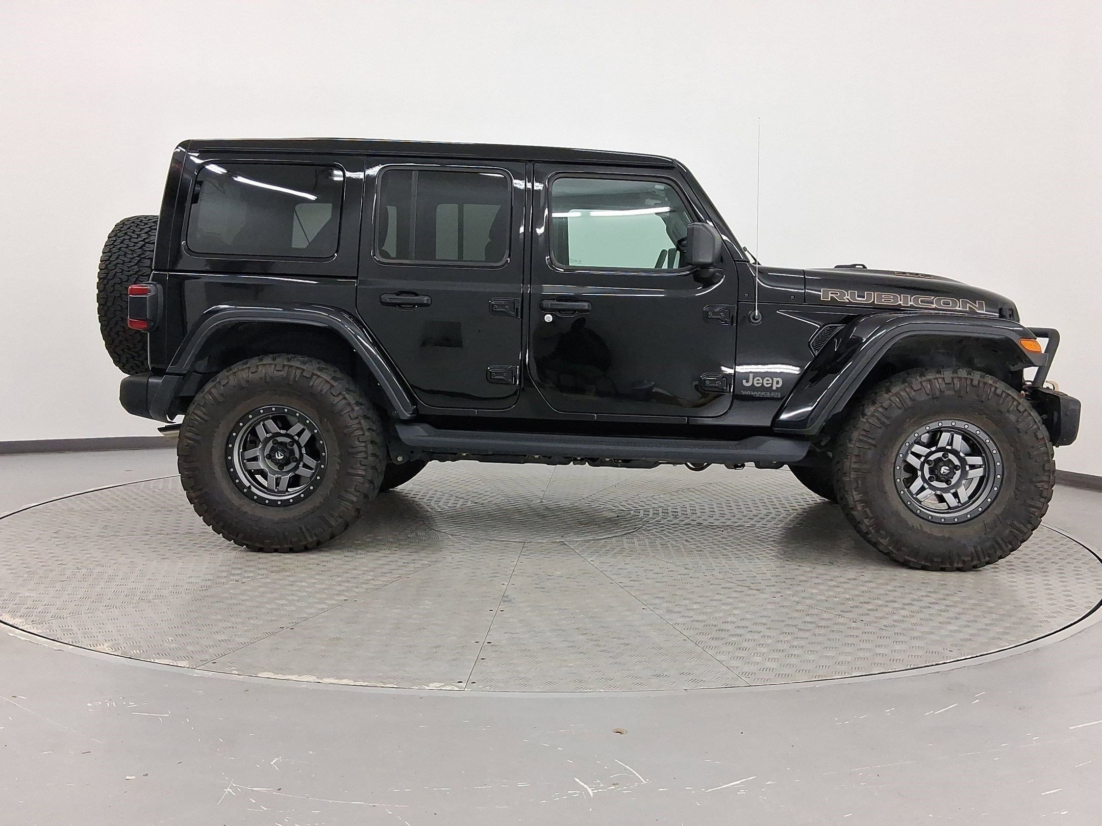 Used 2022 Jeep Wrangler Unlimited Rubicon w/ Xtreme Recon 35" Tire Package image 8
