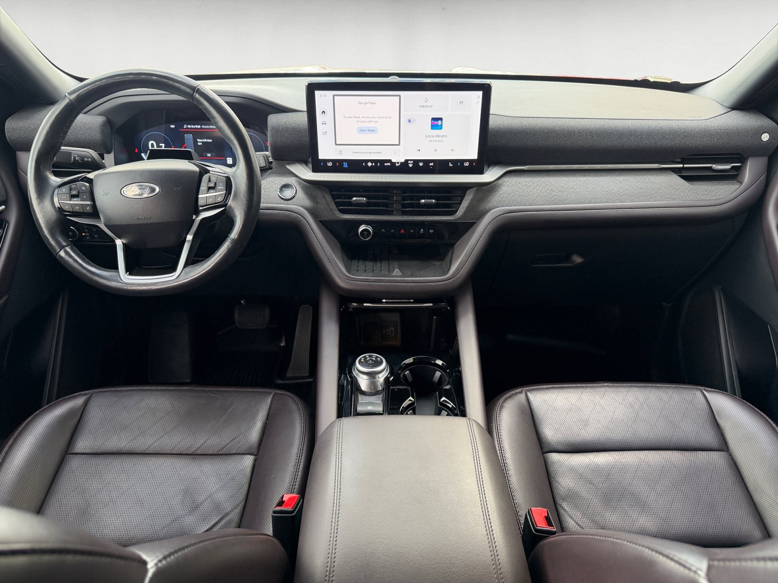 Used 2025 Ford Explorer Platinum RWD image 14
