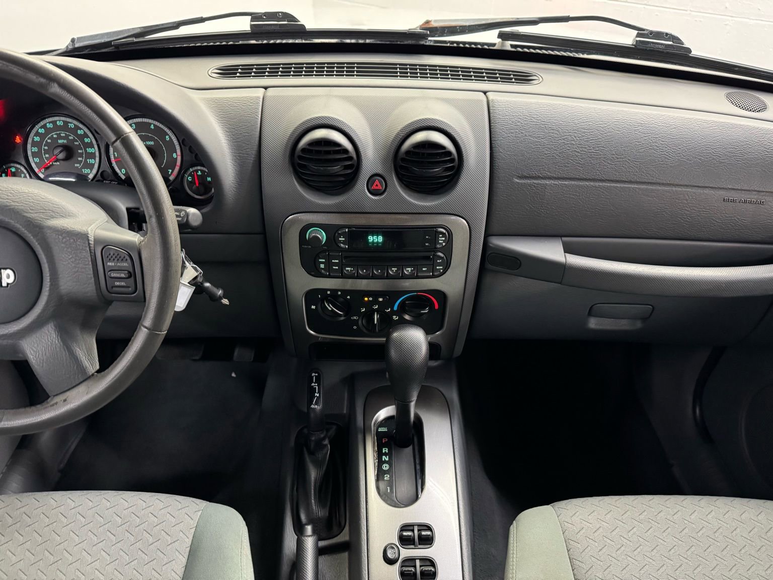 Used 2006 Jeep Liberty Renegade image 13