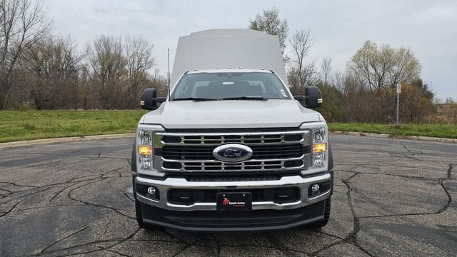 New 2025 Ford F550 4x4 Regular Cab Super Duty image 8