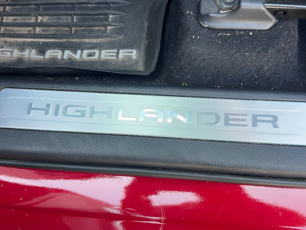 Used 2020 Toyota Highlander Limited AWD/4WD image 14