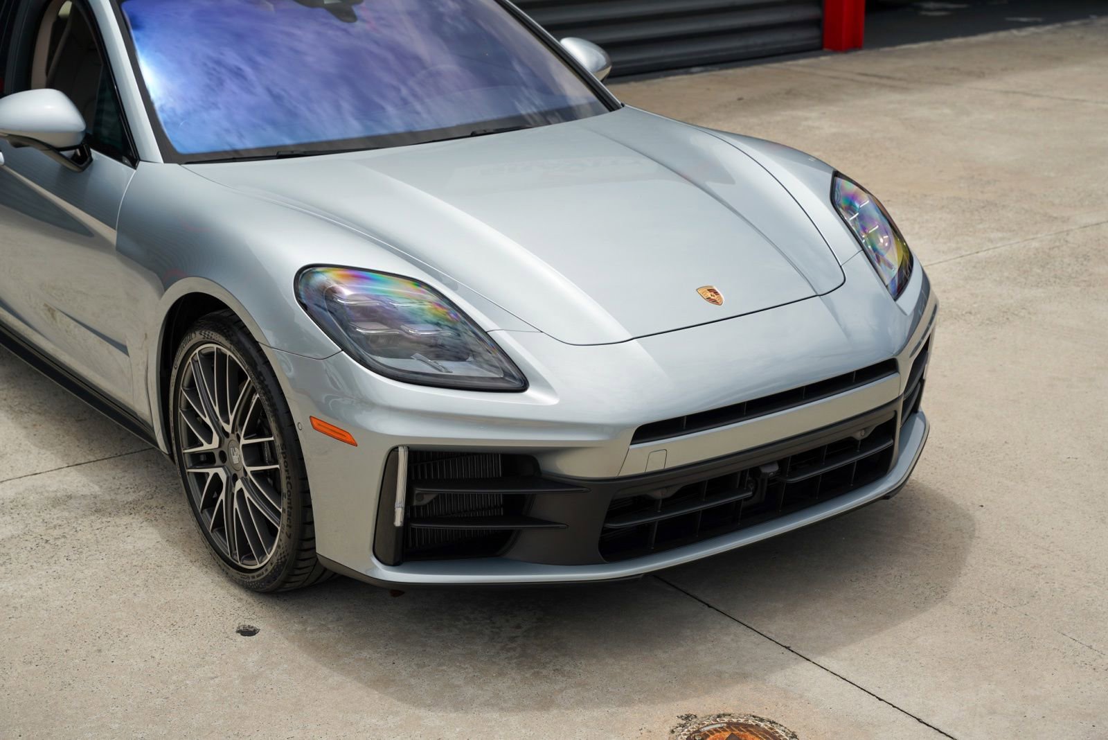 Used 2026 Porsche Panamera RWD image 7