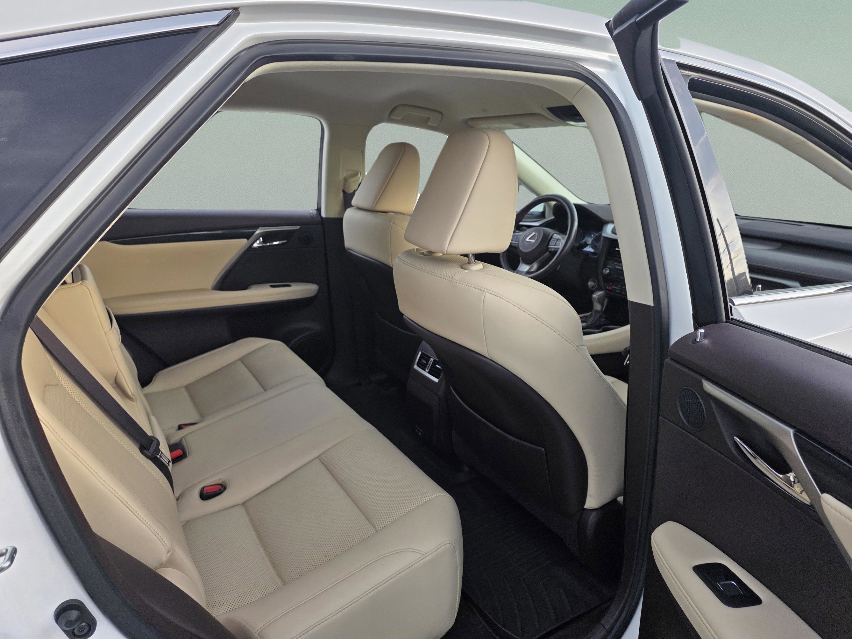 Used 2020 Lexus RX 350 FWD w/ Accessory Package image 18