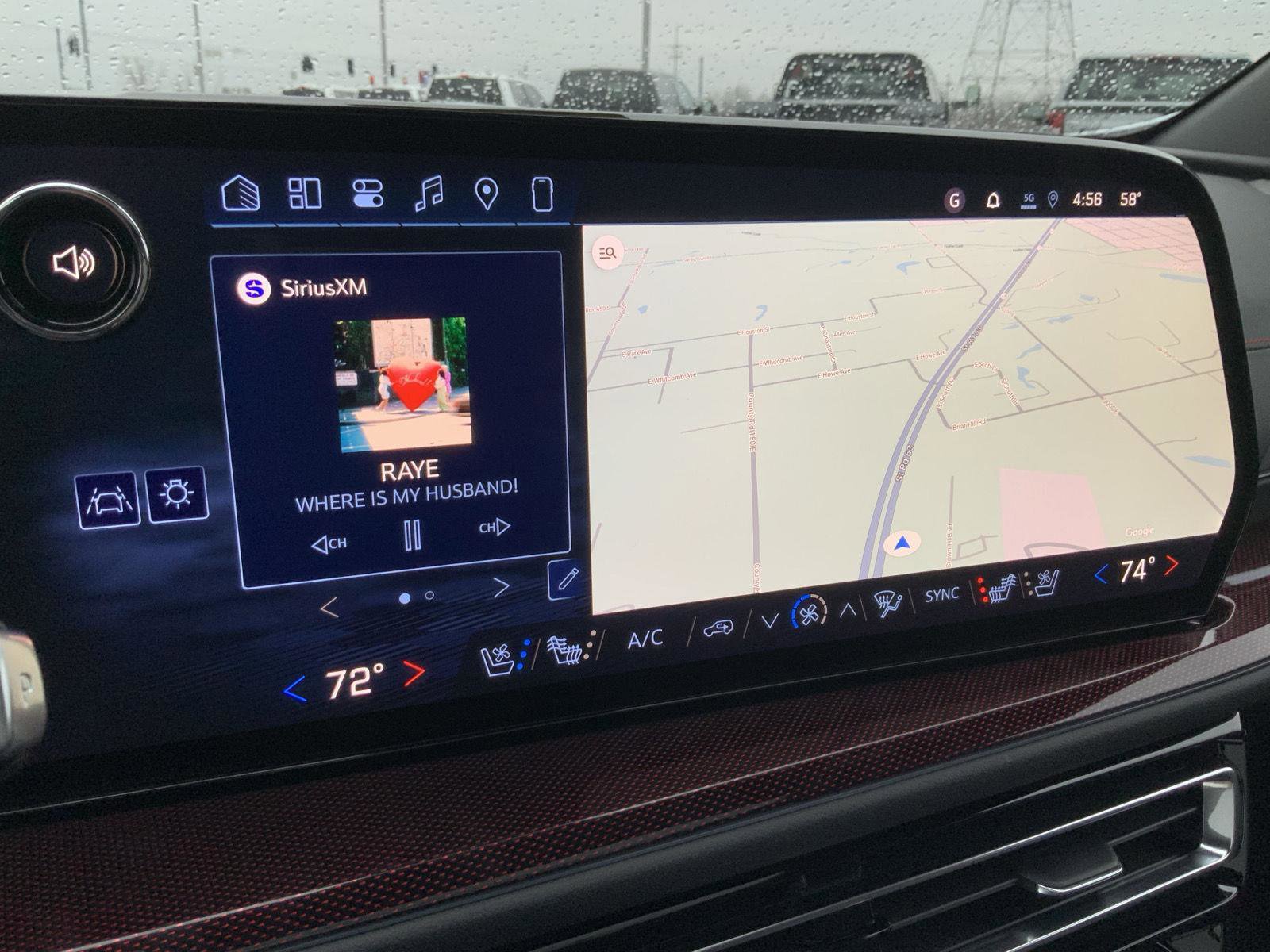 New 2026 Chevrolet Traverse RS w/ LPO, Floor Liner Package image 39