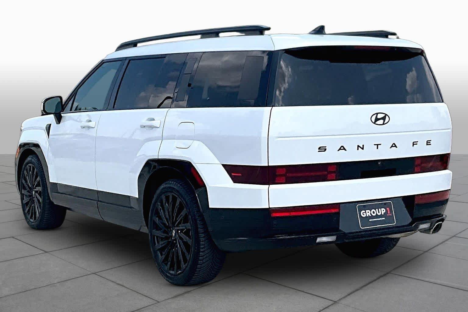 Used 2025 Hyundai Santa Fe Calligraphy FWD image 11