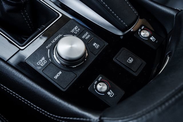 Used 2013 Lexus LS 460 w/ F-Sport Pkg RWD image 25