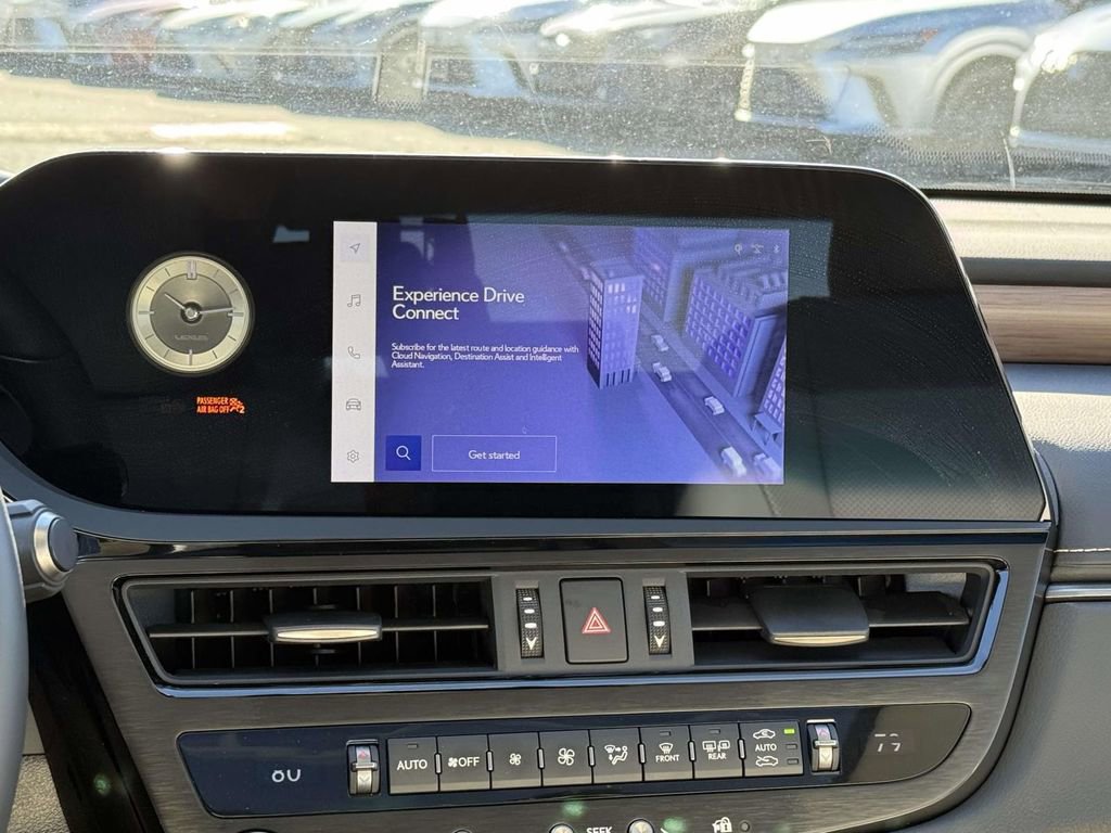 Used 2025 Lexus ES 300h w/ Premium Package image 10