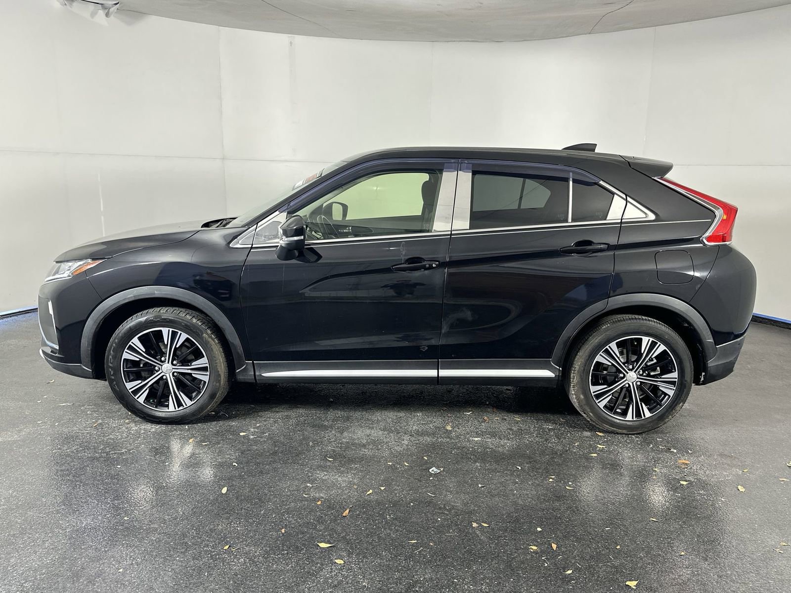 Used 2020 Mitsubishi Eclipse Cross SE image 8