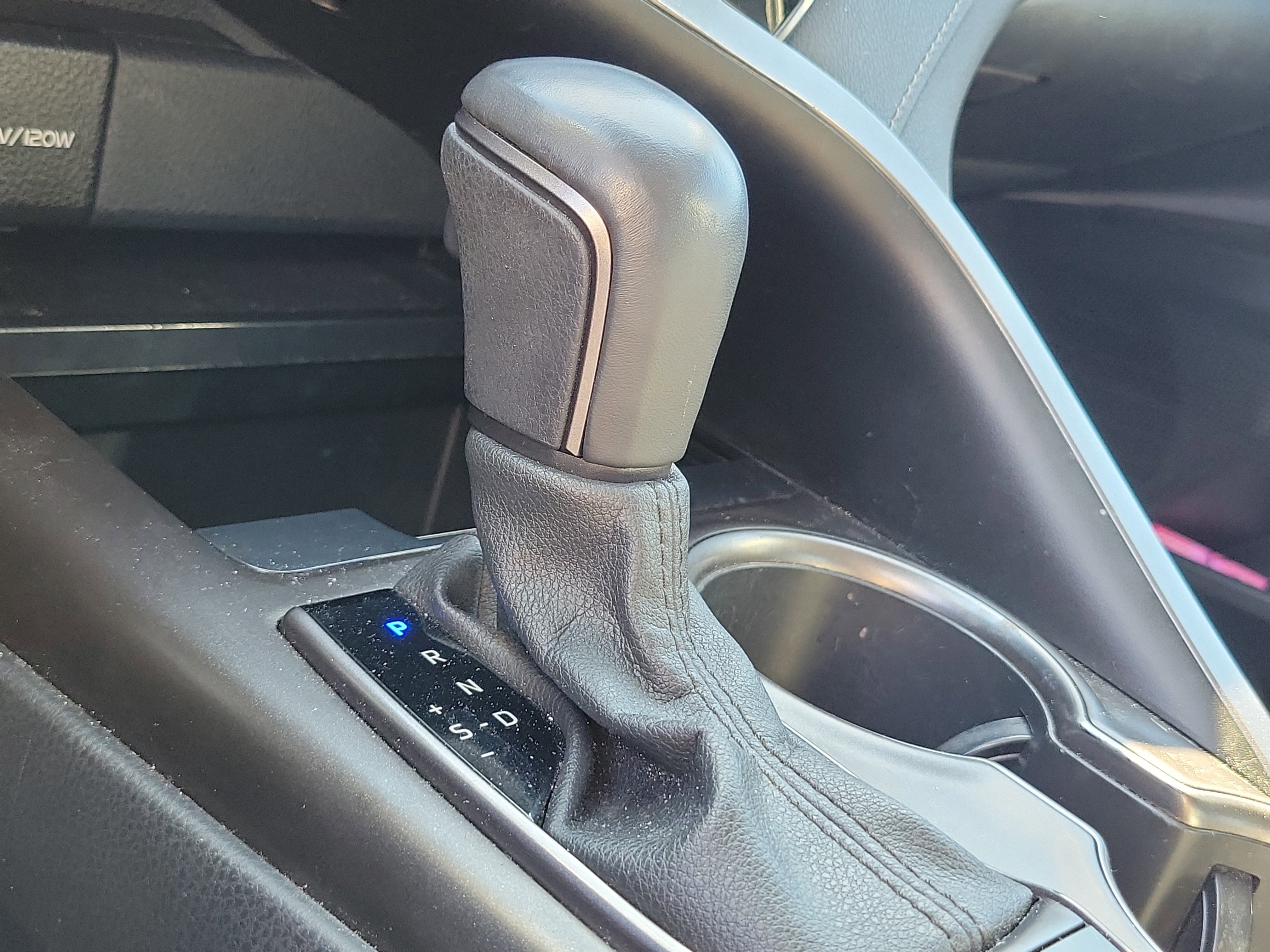 Used 2023 Toyota Camry SE image 30