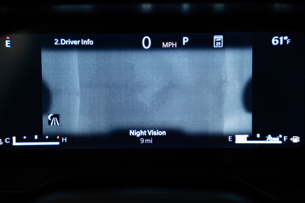 New 2025 Jeep Grand Cherokee Summit image 43