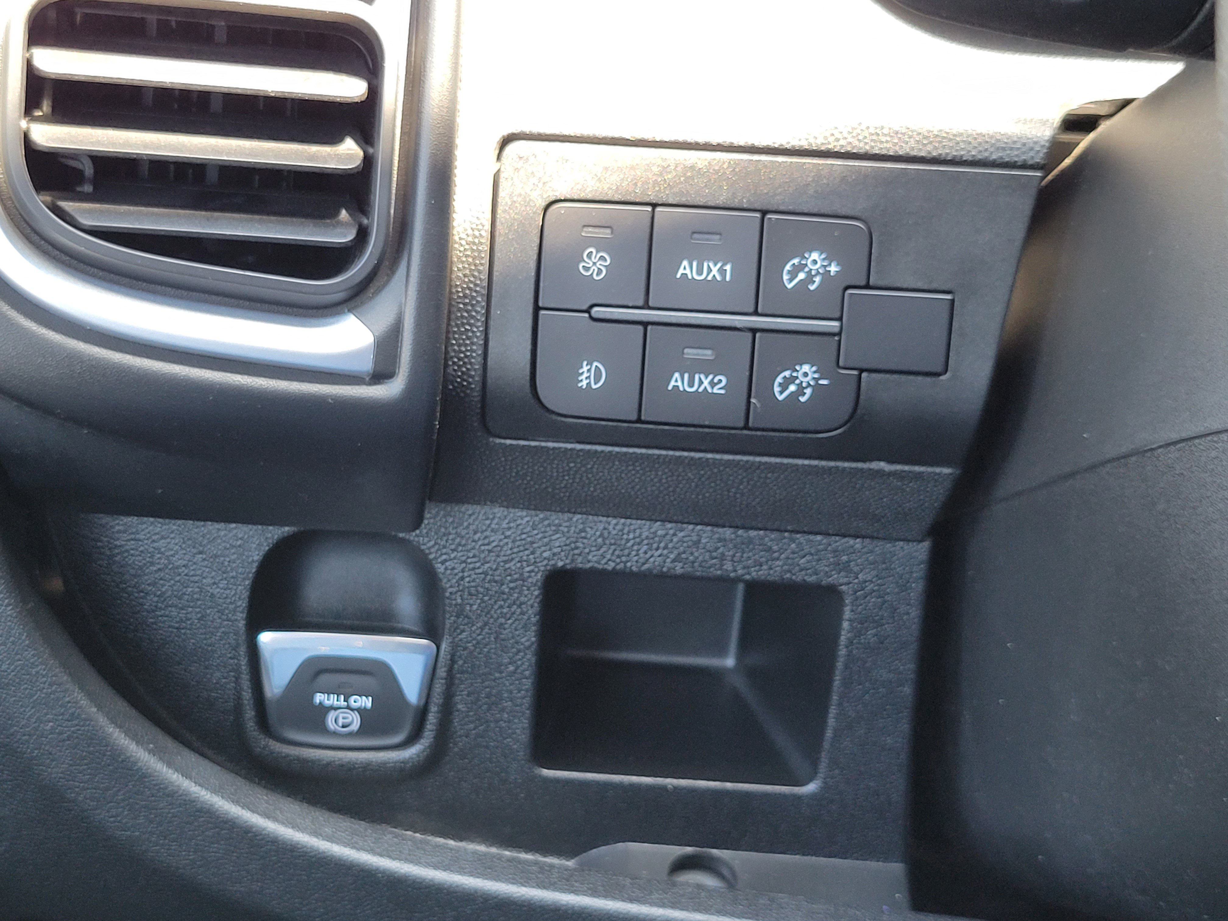 Used 2026 RAM ProMaster 3500 w/ Quick Order Package 22G SLT FWD image 10